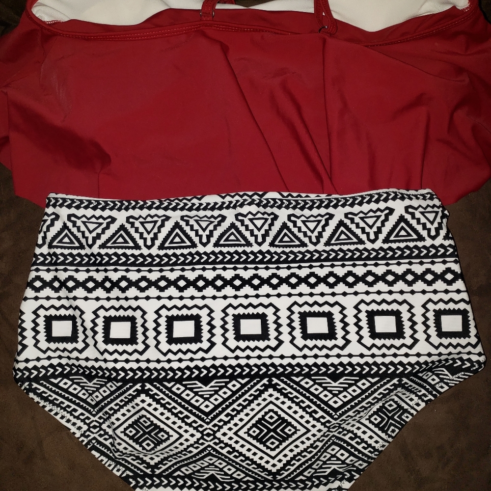 Bikini top medium with bikini bottom large